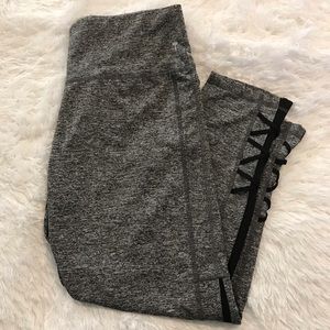 JGX Performance Crop Leggings Size L